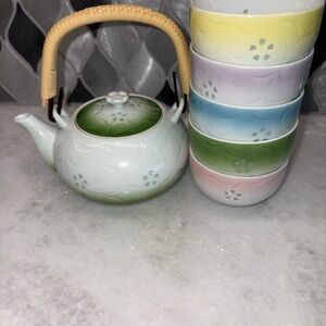 Elegant Ceramic Teapot and Teacup 7 Piece Set